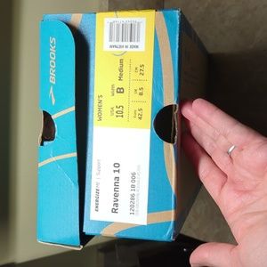 Brook's Ravenna 10 sneakers